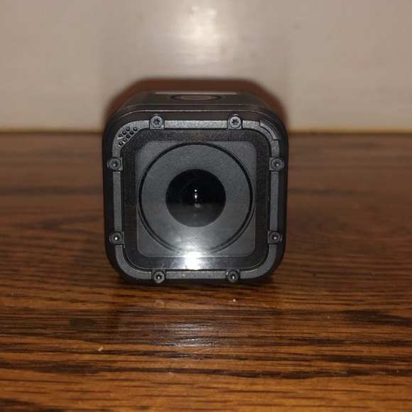 Hero 5 GoPro - Picture 6 of 8